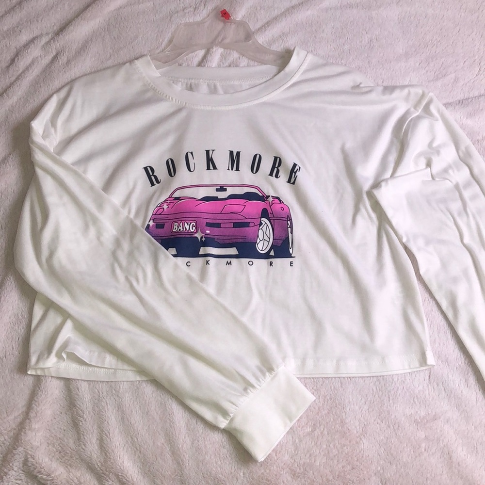 graphic crop top